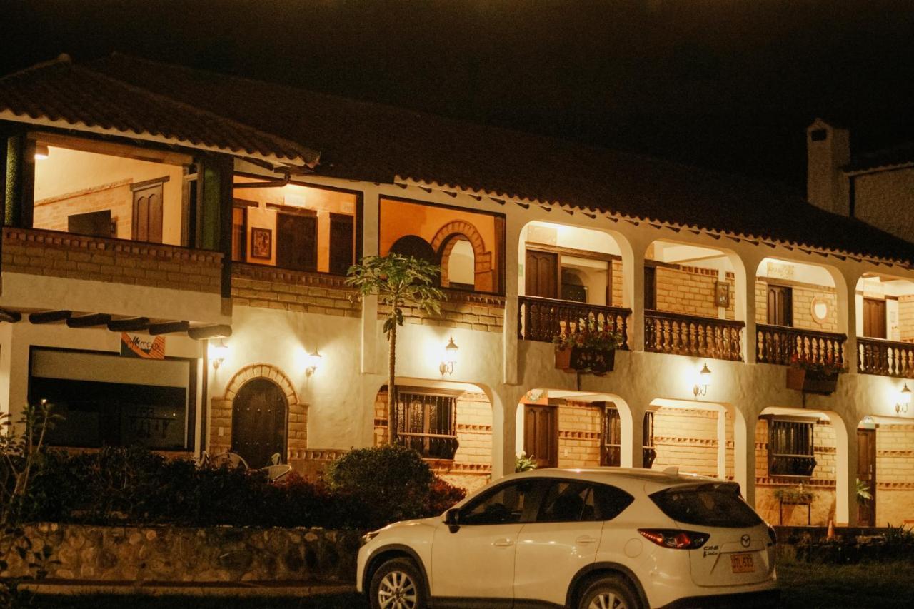 Hotel Bombon *