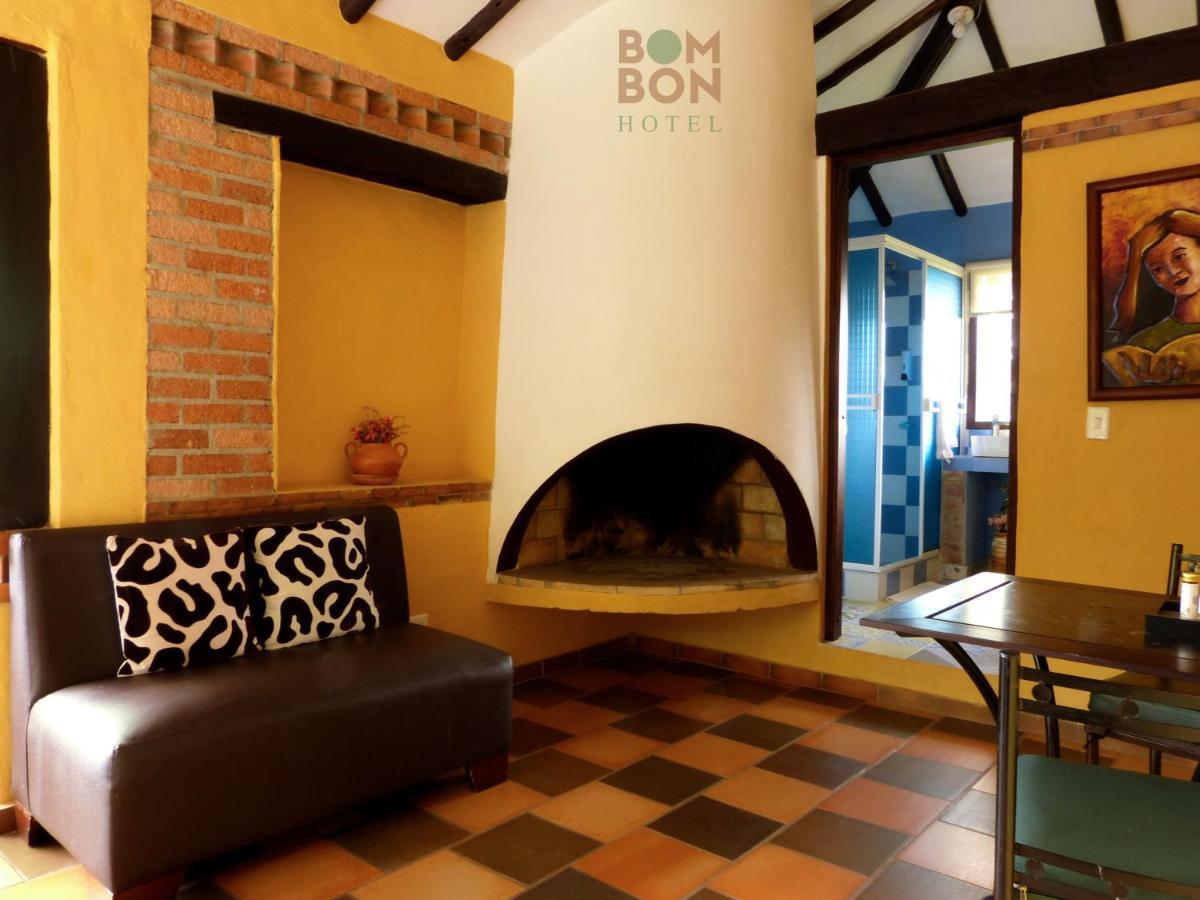 Hotel Bombon *