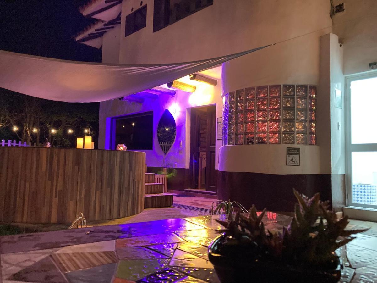 Bombon Hotel *