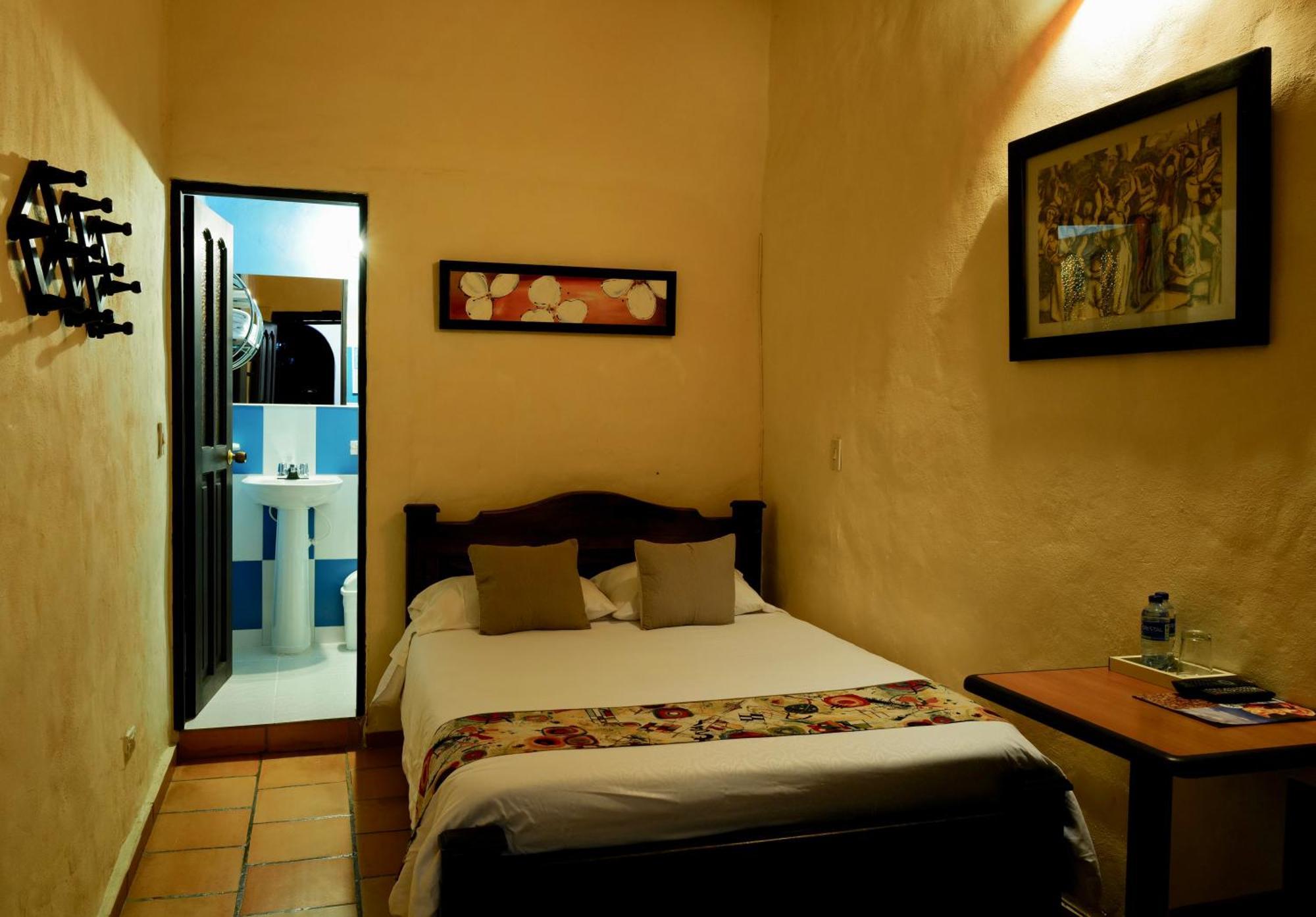 Hotel Bombon