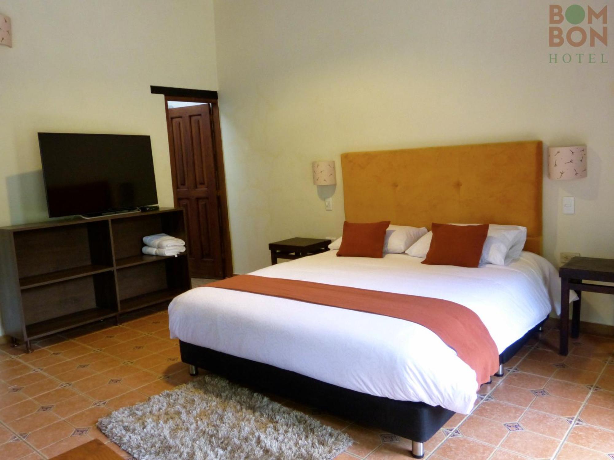 Hotel Bombon